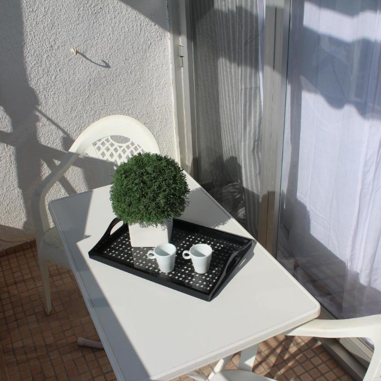 R&G Pineda Apartamento - Studio with Terrace - 18