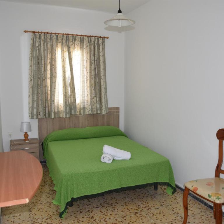 Pension Eva - Habitación Doble Económica con baño compartido - 8