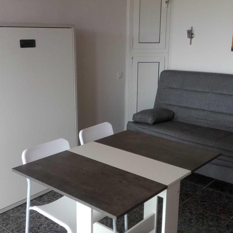 R&G Pineda Apartamento - Studio with Terrace - 8