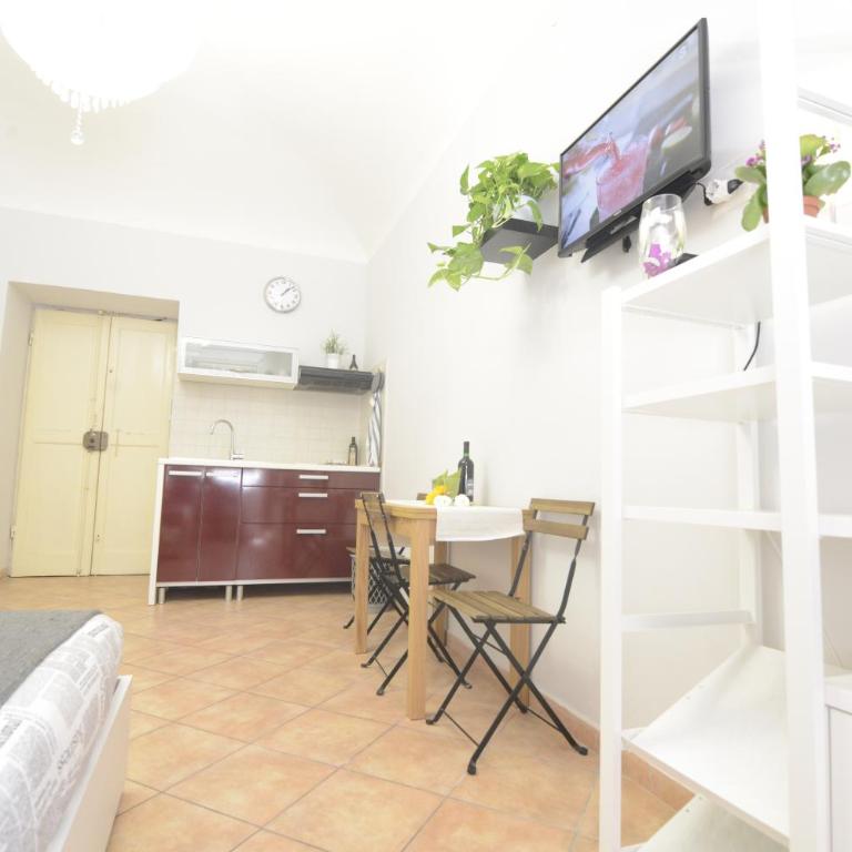 Prati House - Appartamento Monolocale - 9
