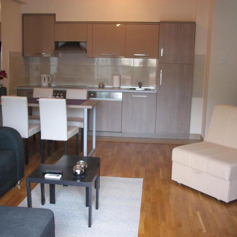 Apartment B&S - One-Bedroom Apartment with Balcony - 14