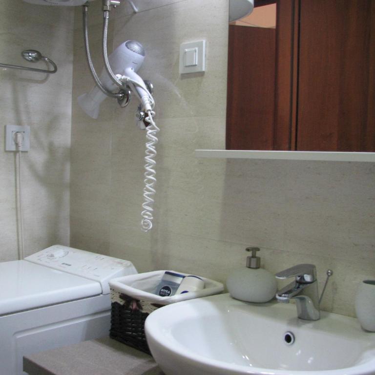 Apartment B&S - One-Bedroom Apartment with Balcony - 36