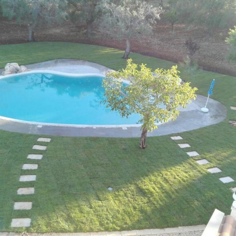 Villa Giorgia - Camera Tripla con Vista Piscina - 3