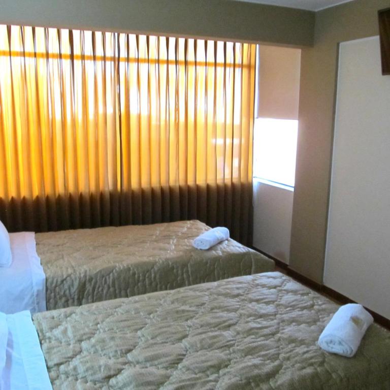 Hostal Wallallo - Habitación Doble Estándar - 2 camas - 4