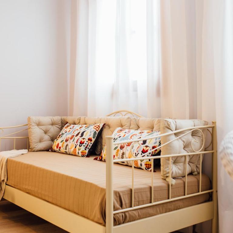 OttoH Charm Stay - Standard Triple Room - 9