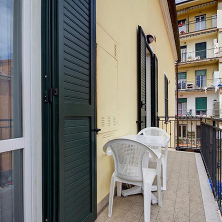 Casa Vacanze Oneglia - Appartamento con Balcone - 11