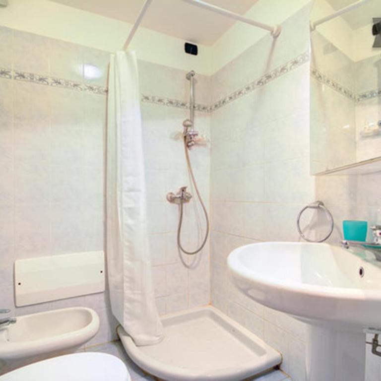 Casa Vacanze Oneglia - Appartamento con Balcone - 8