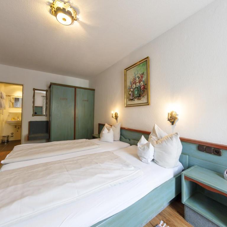 Hotel & Gasthof Fraundorfer - Doppelzimmer mit Balkon - 4