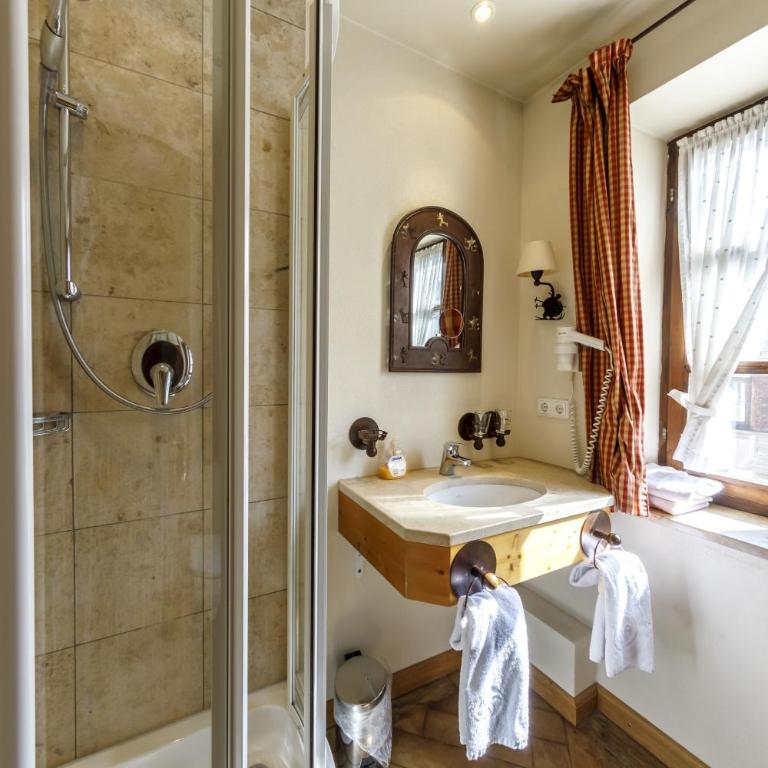 Hotel & Gasthof Fraundorfer - Doppelzimmer - 13