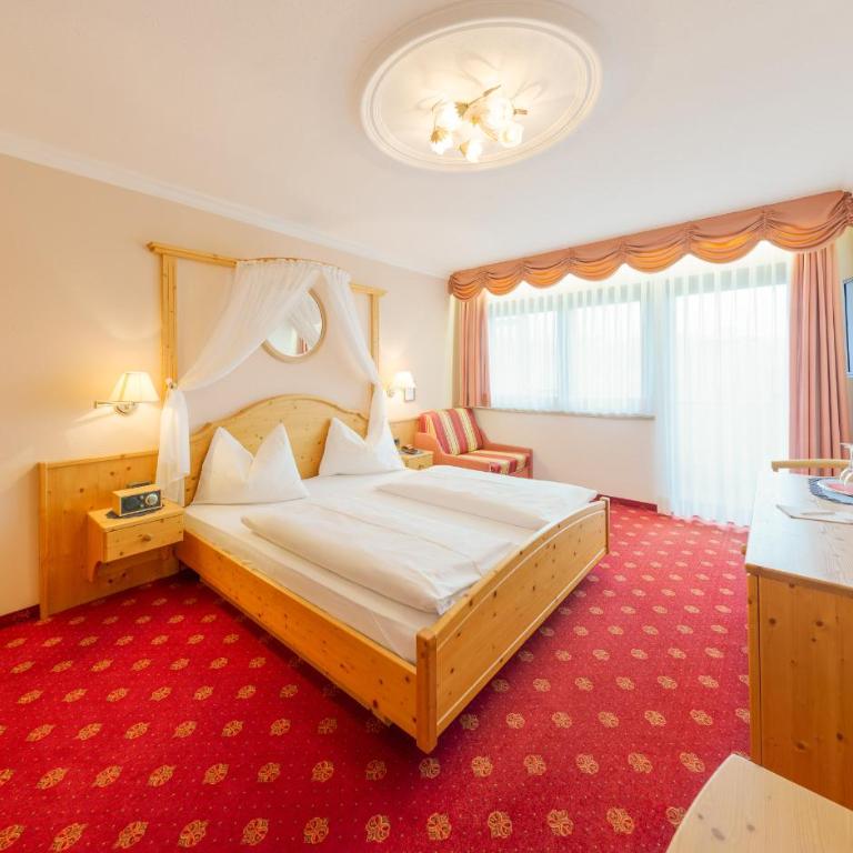 Granpanorama Hotel StephansHof - Standard Doppelzimmer mit Balkon und Bergblick - 3