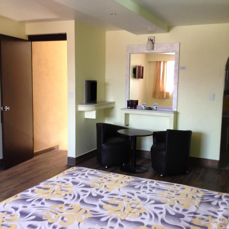 Hotel & Villas 7 - Double Room with Sofa Bed - 8