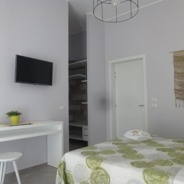 B&B Le Thuje - Camera Matrimoniale con Bagno Privato - 5
