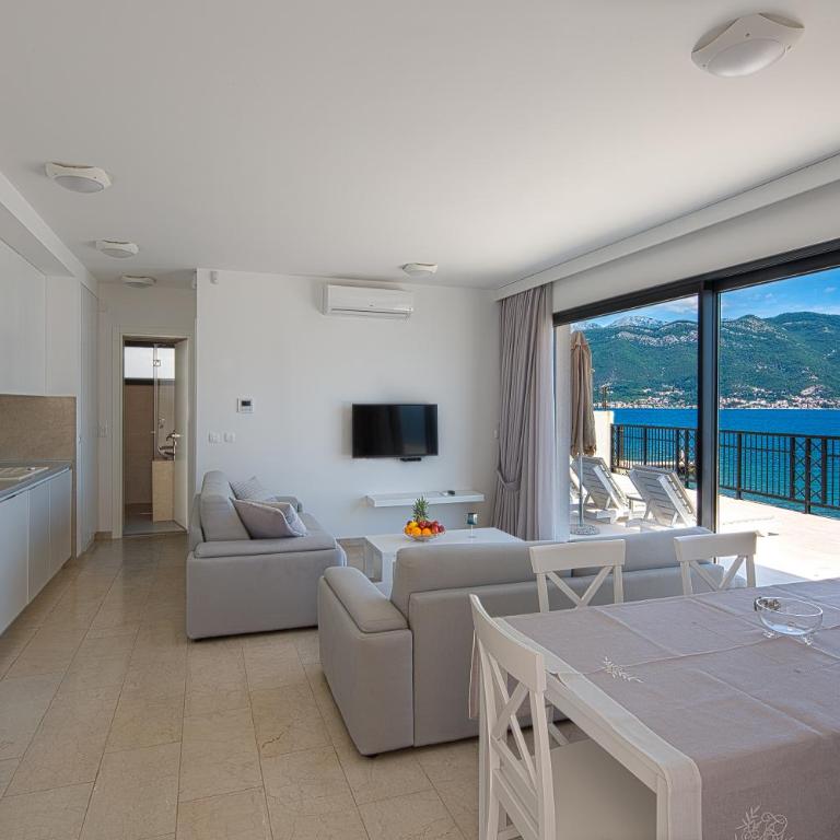 Villa Krasici - Vila - pored Plaže - 21