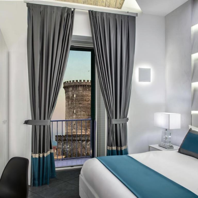 Carten - Superior Room with Spa Bath and Castle View - 3