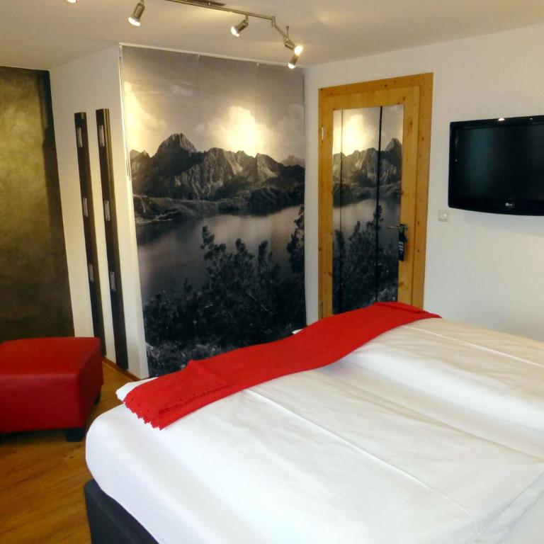 Hotel Engel - Deluxe Doppelzimmer mit Balkon - 7