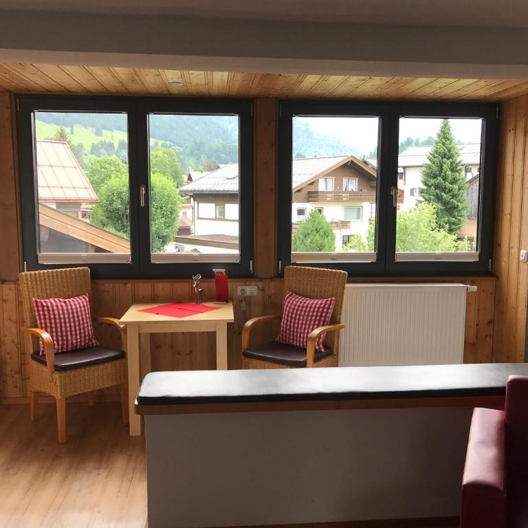 Hotel Engel - Deluxe Doppelzimmer mit Balkon - 4