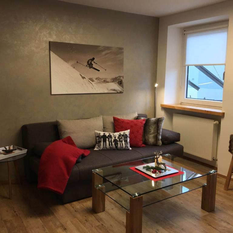 Hotel Engel - Suite mit 1 Schlafzimmer - 5