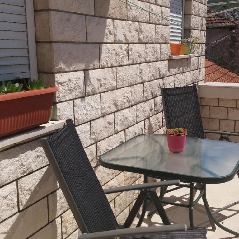 Guest House Stari - Double Room with Shared Bathroom - 8