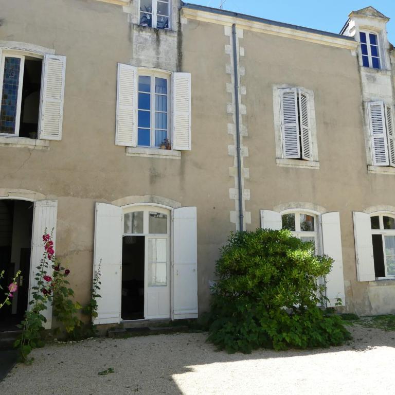 Le Gîte Du Parc avec parking vieux port et plage au calme - Appartement 2 Chambres - 22