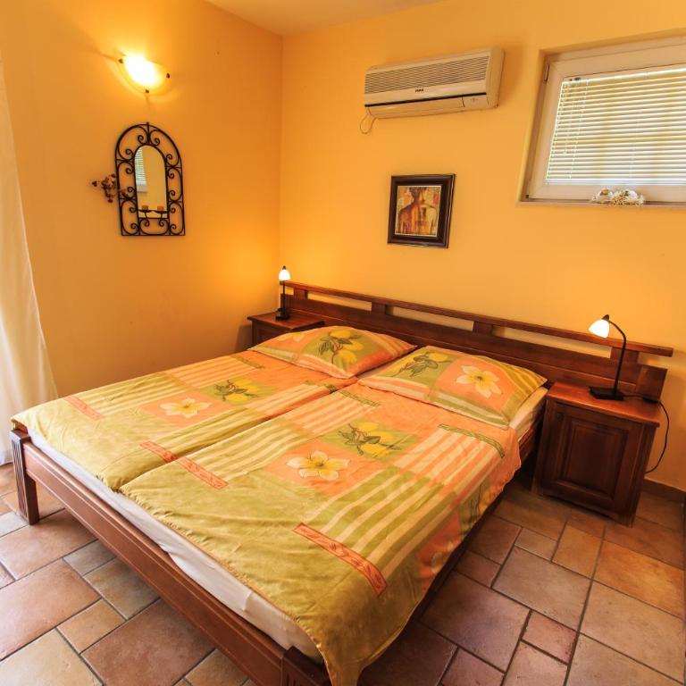 daMonte – Apartments and rooms - Dvokrevetna Soba sa Bračnim Krevetom i Balkonom - 4