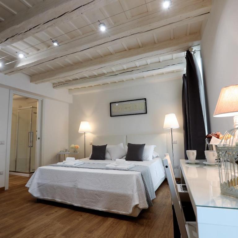 La Maison De Charme ROOMS - Junior Suite with Balcony - 4