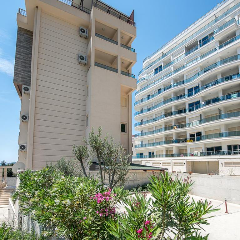 Adriatic Sunshine Apartment - Apartman sa 2 Spavaće Sobe, Balkonom i Pogledom na More - 15