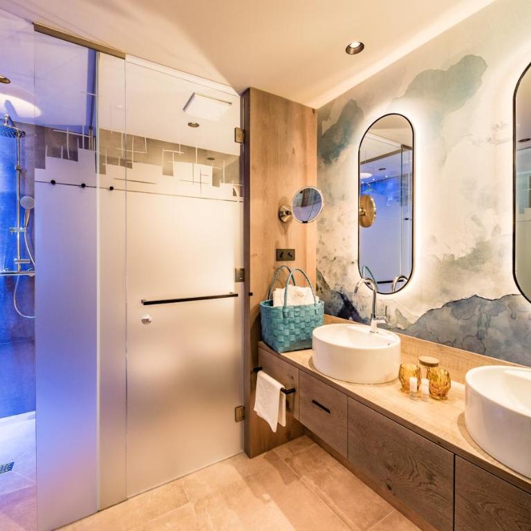 Alpine Luxury SPA Resort Schwarzenstein - Single Room - 3