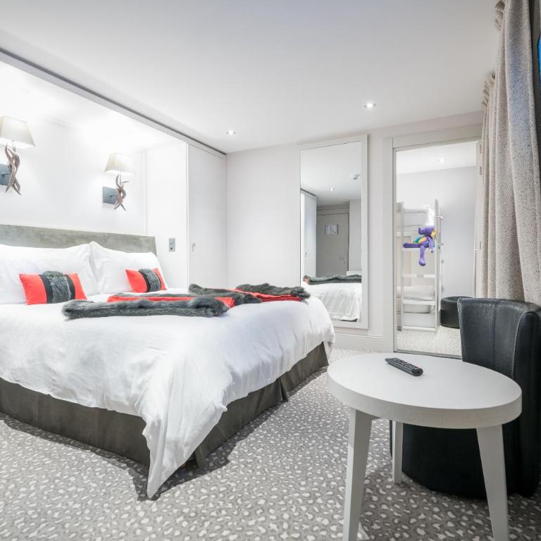 Hôtel Le White - Le 42 Restaurant - Chambre Familiale - 3