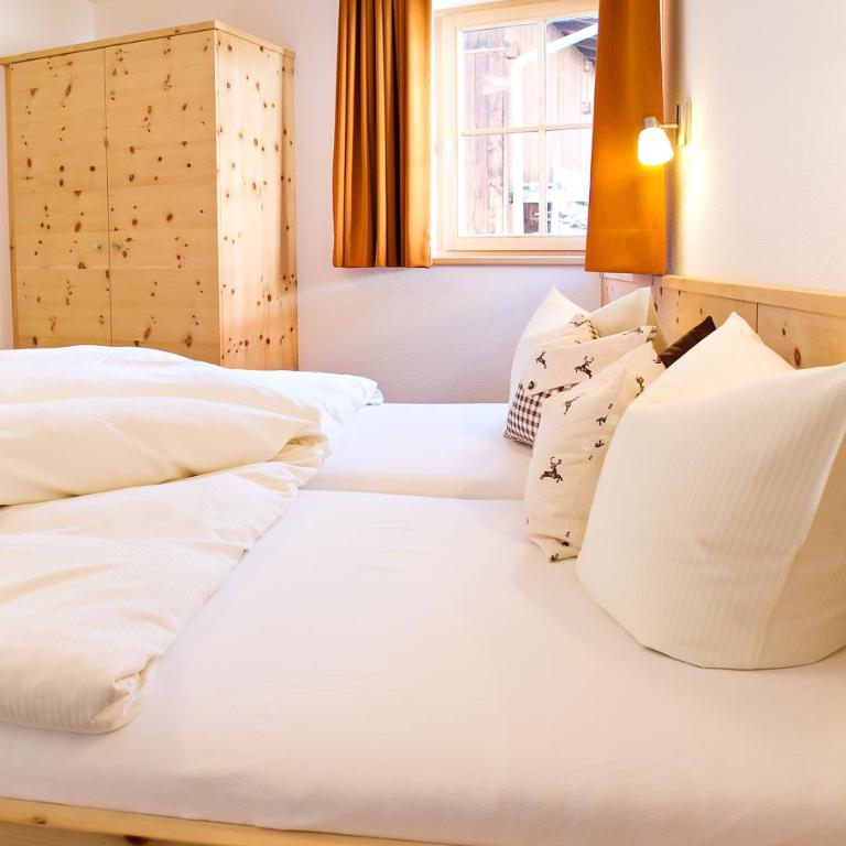 dorfblick FISS - apartments & rooms - Appartement Familial avec Balcon - 5