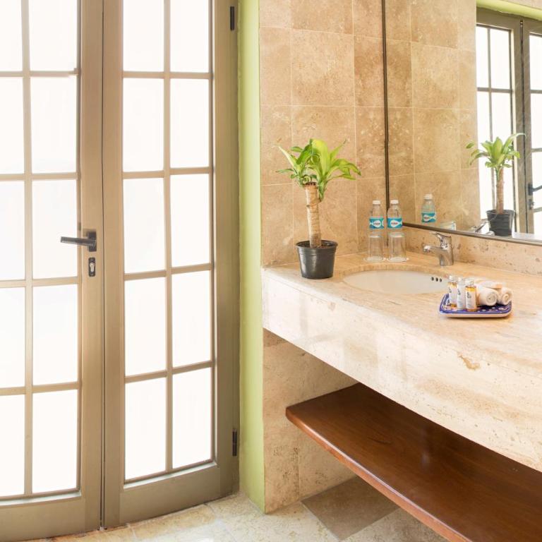 Hotel Los Itzaes by 5th av - Junior Suite - 3