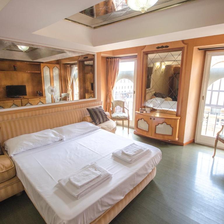 Chic House - Studio Apartment - 21