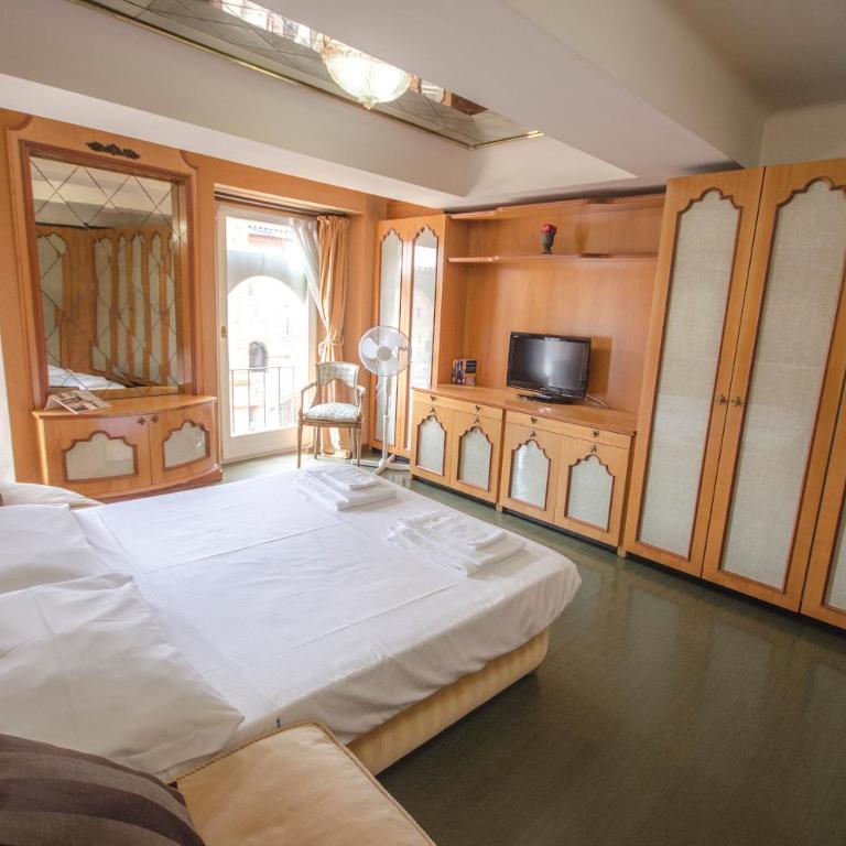 Chic House - Studio Apartment - 5