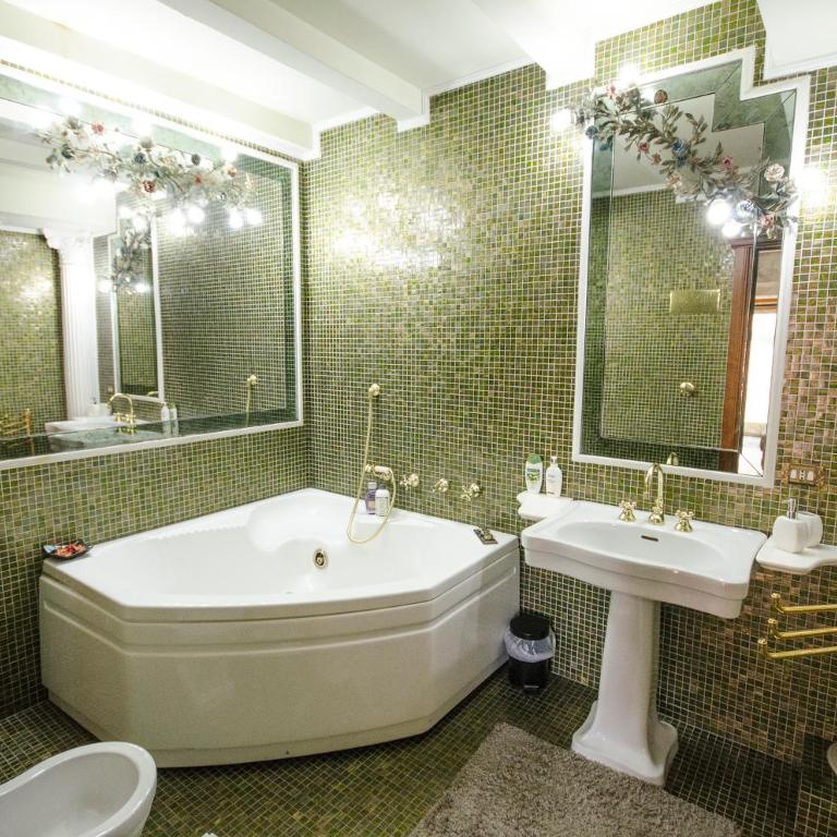 Chic House - Studio Apartment - 11