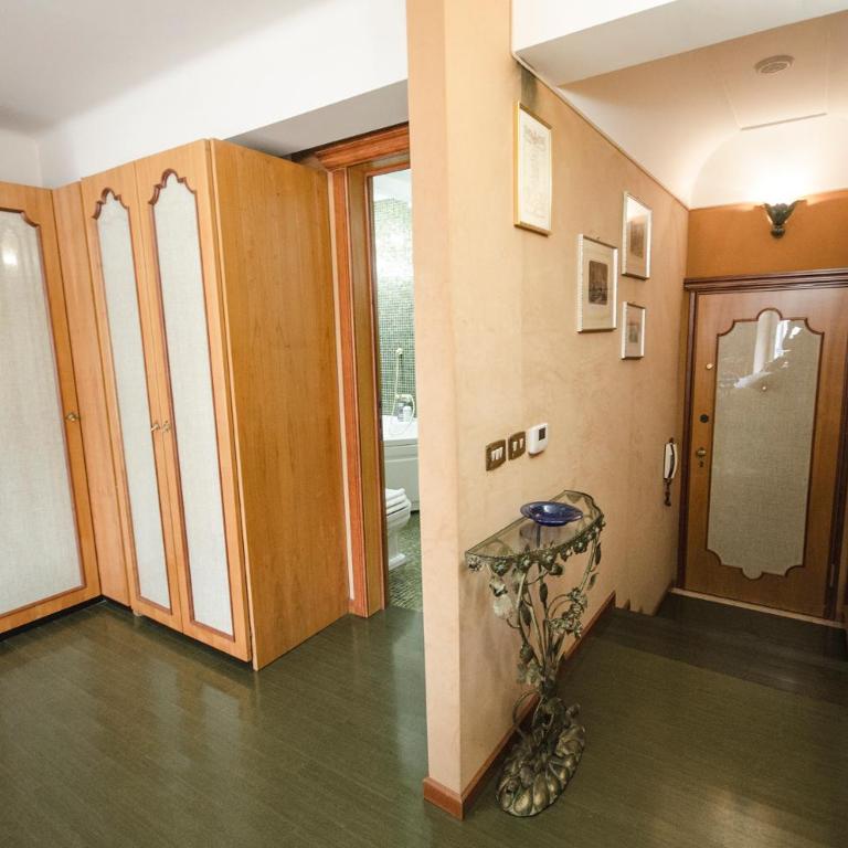Chic House - Studio Apartment - 4