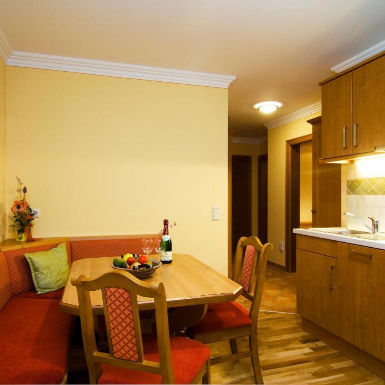 Haus Alpenquell - Apartment mit Balkon - 2