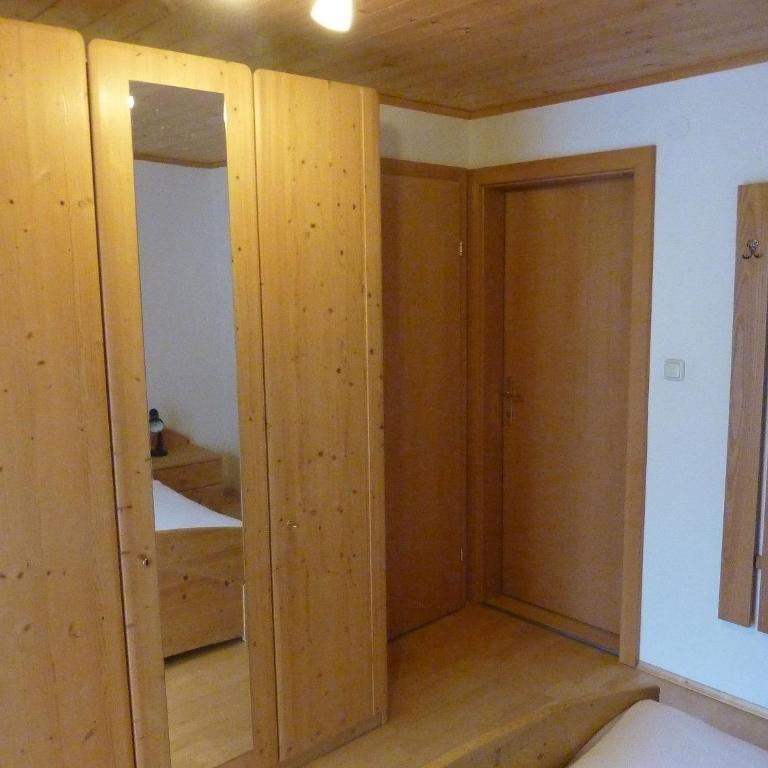 Appartement-Pension Familie Gewessler - Apartment mit 2 Schlafzimmern - 2