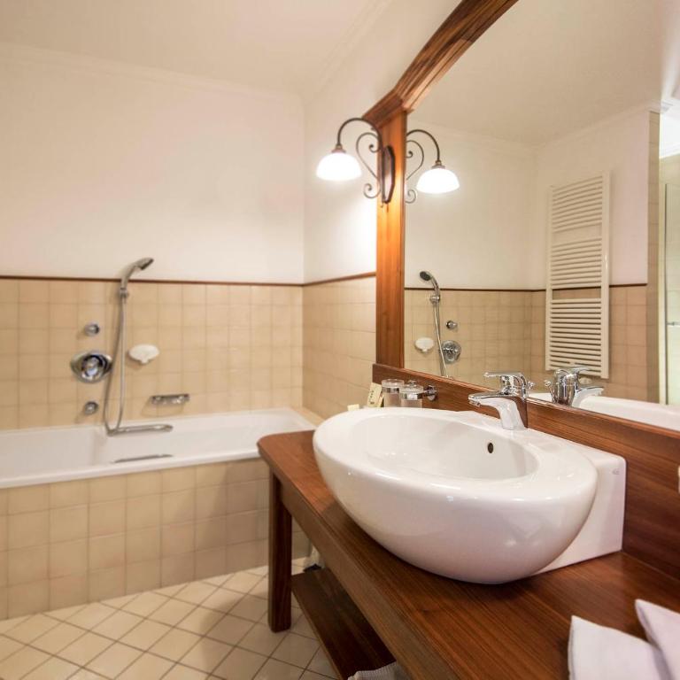 Charmehotel Uhrerhof - Deur - Junior Suite con Terrazza - 1