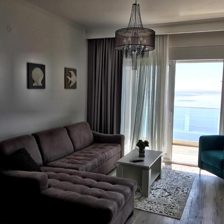 Yourhome beach first line - Deluxe One-Bedroom Apartment with Terrace and Sea View - 4