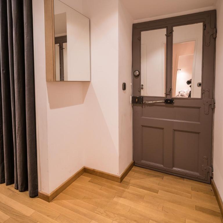 Le Balcon de la Vieille Ville Annecy - Deluxe Apartment with Balcony - 24