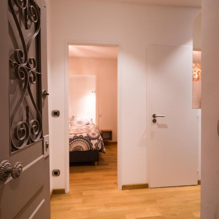 Le Balcon de la Vieille Ville Annecy - Deluxe Apartment with Balcony - 26