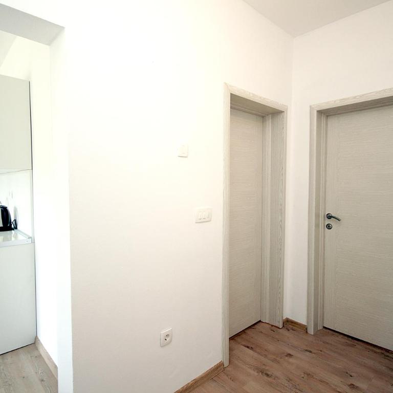 Apartmani Begovic - Apartman - Prizemlje - 7