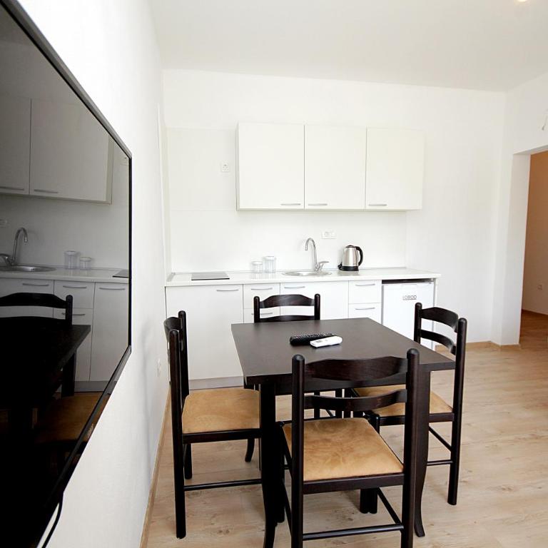 Apartmani Begovic - Apartman - Prizemlje - 11