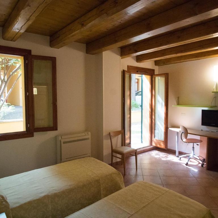 Residence Cavazza - Camera Standard Doppia con Letti Singoli - 8