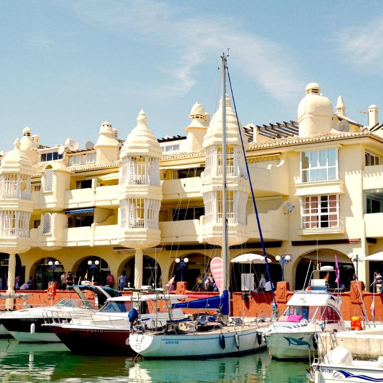 Puerto Marina waterfront apartment - Apartamento con vistas al mar - 23