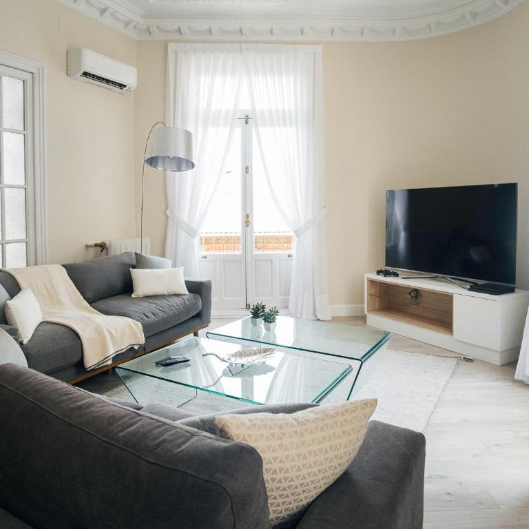 Premium Home Gran Vía - Deluxe Apartment - 9
