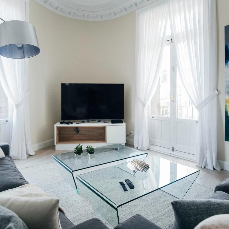Premium Home Gran Vía - Deluxe Apartment - 7