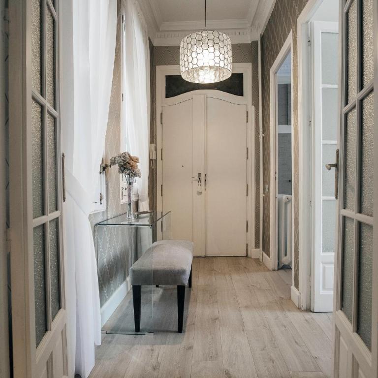 Premium Home Gran Vía - Deluxe Apartment - 33