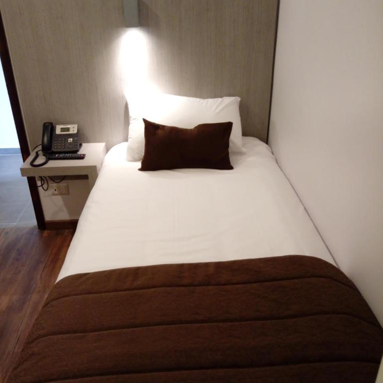 Hotel Elisa Cole - Habitación Individual - 2
