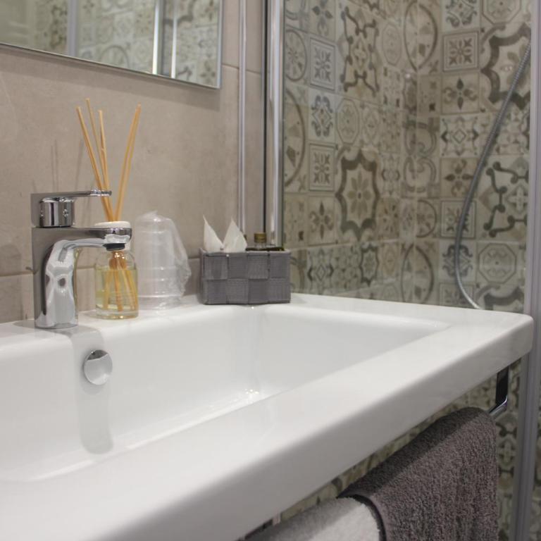 Matera Guest House - Camera Matrimoniale - 5