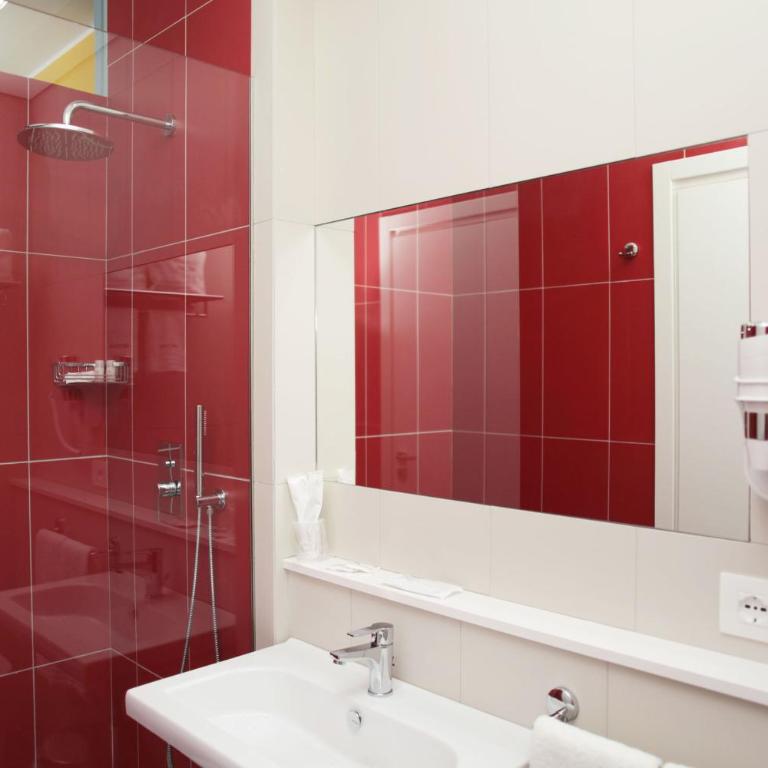 Rivazzurra Design Rooms - Suite con Vista Mare - 5